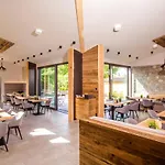 Guest house Kur- Und Feriencamping Max 1 4*