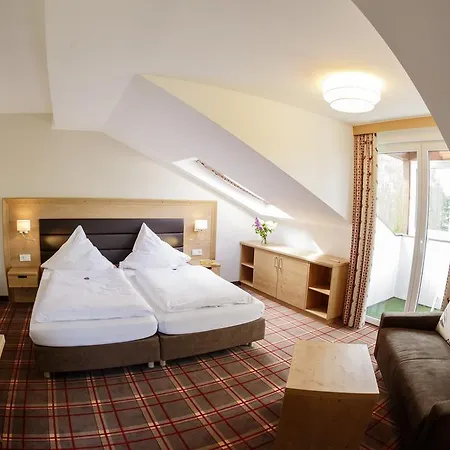 Kur- Und Feriencamping Max 1 Guest house 4*